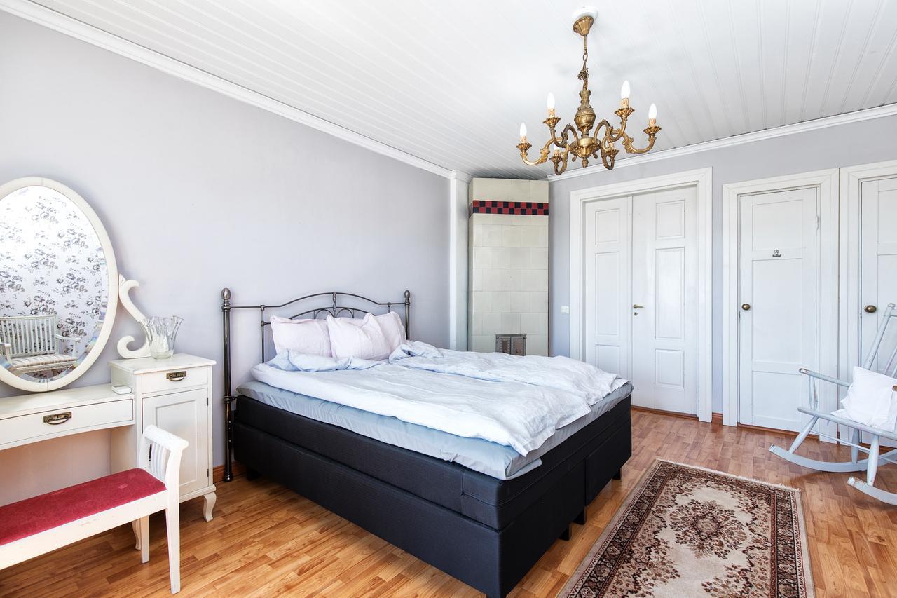 Bed and Breakfast Matin Ja Maijan Majatalo Hämeenlinna Exterior foto